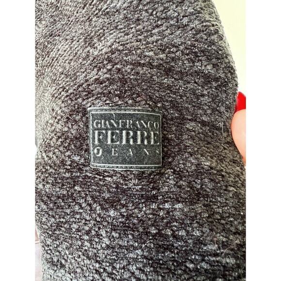 Gianfranco Ferre Jeans 2XL Embroidered Emblem Velour Sweater GF Ferre - Picture 7 of 7